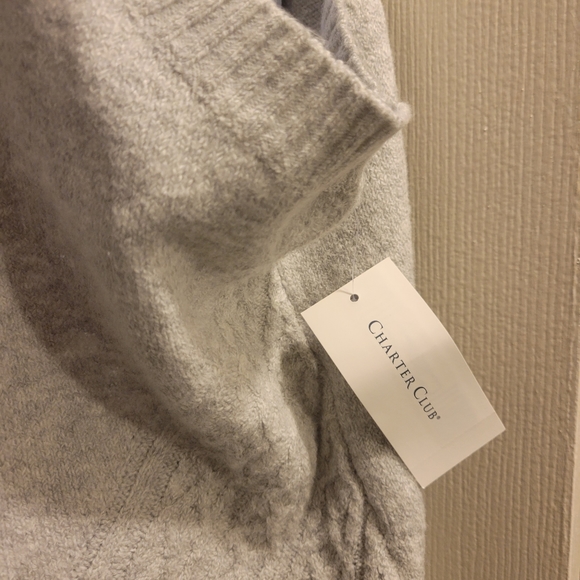 Charter Club Grey Pearl Embellished Sweater Vest. Sz. XXL - Picture 3 of 7